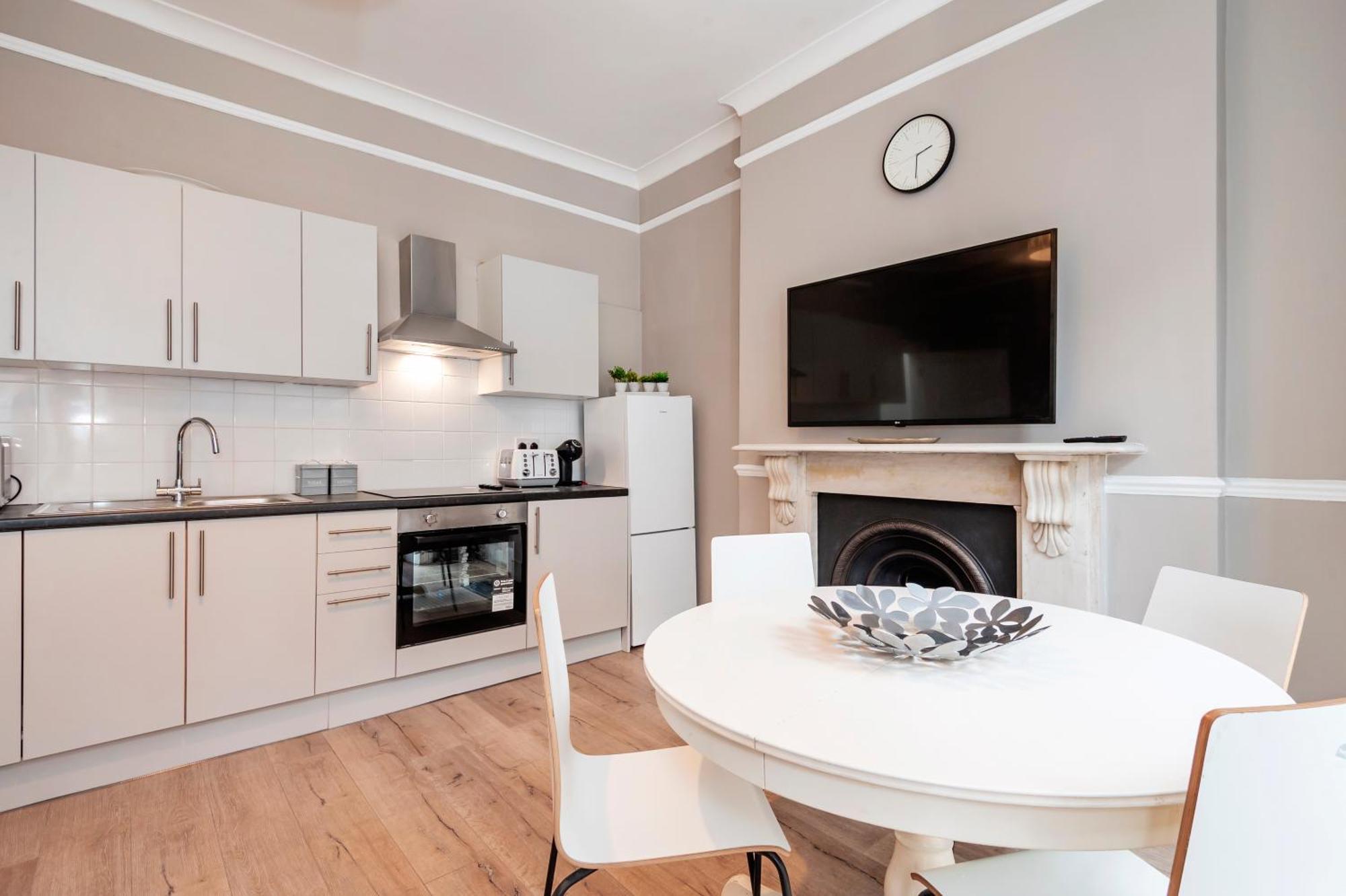 Apartment Hyde Park Modern *
